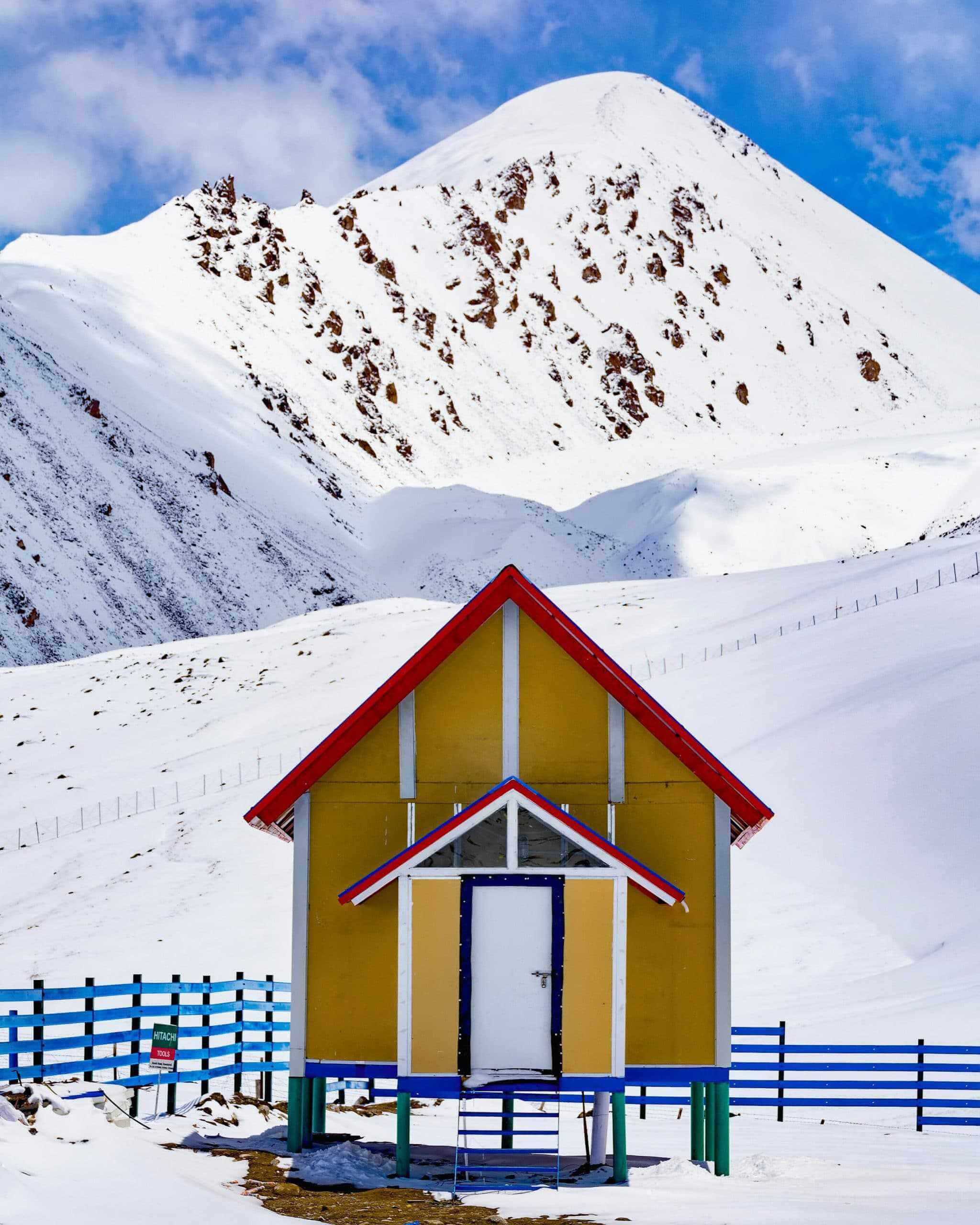 A beautiful hut at Kunjerab Pass Hunza Gilgit-Baltistan
